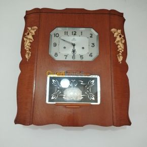 Horloge ancienne carillon en bois - Alger | jazyer.com